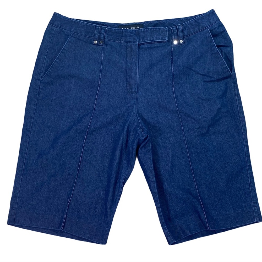 Larry Levine denim Bermuda shorts size 16